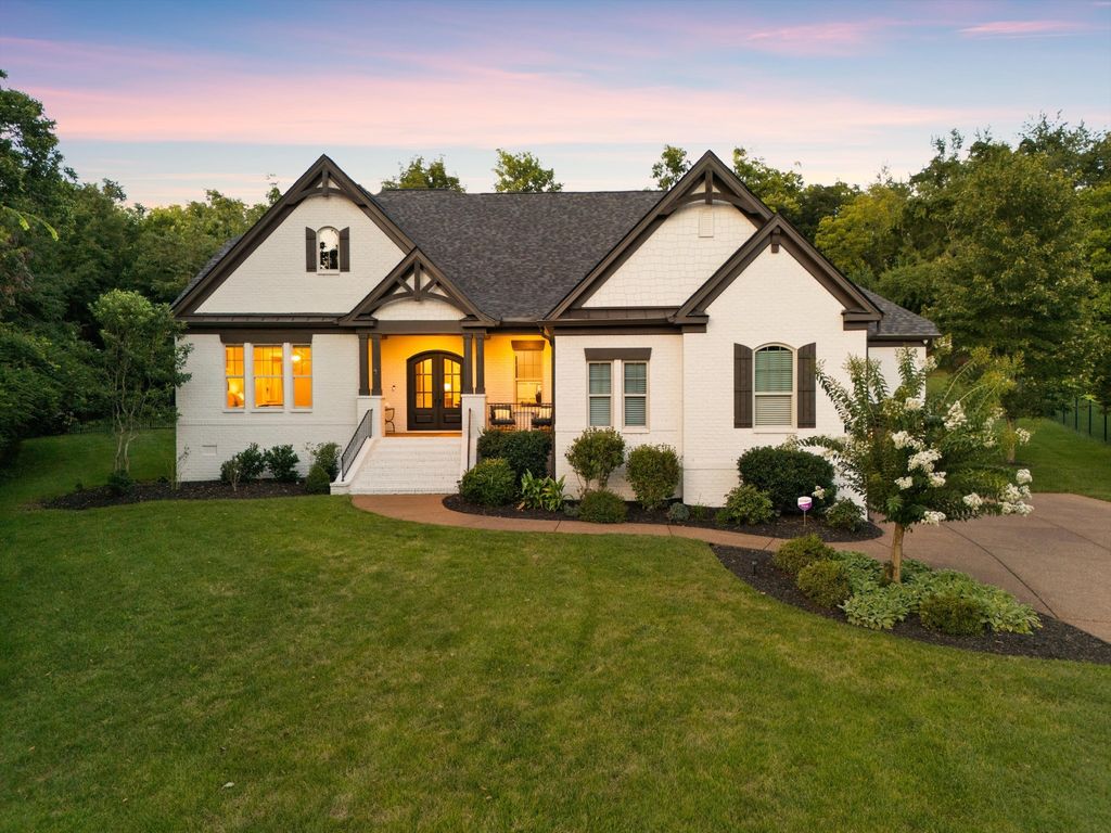 2230 Georgian Cir, Franklin