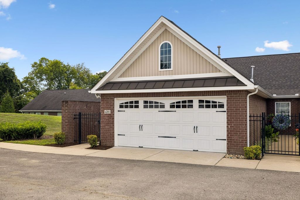395 Devon Chase Hl 4201, Gallatin