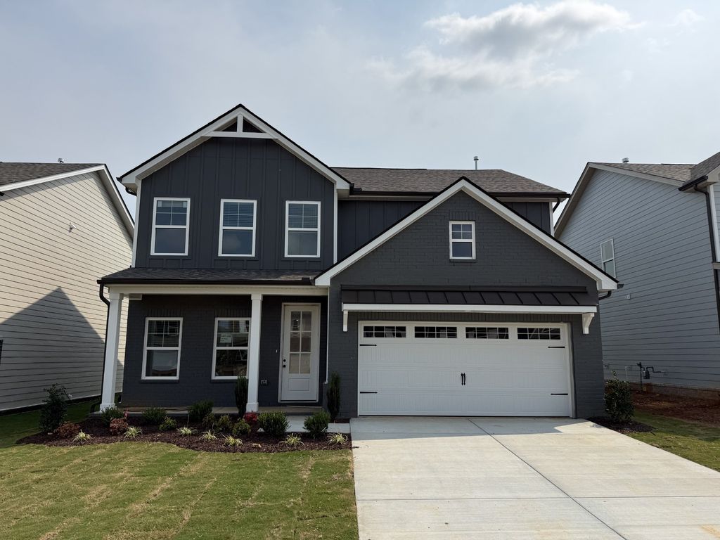 145 Yuma Lane, White House