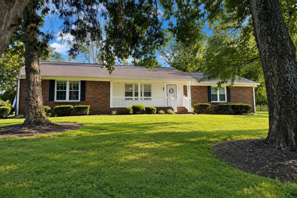 307 Tom Robinson Rd, Franklin