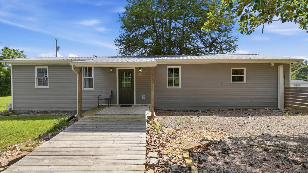 132 Burkett Chapel Road, Decatur