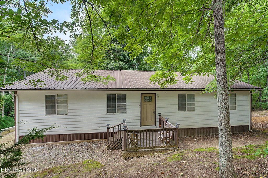 1614 Dogwood St, Sevierville