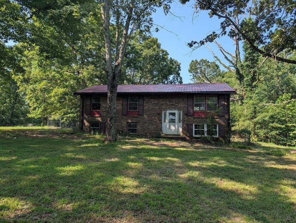 6703 Oak Hill Rd, Lyles