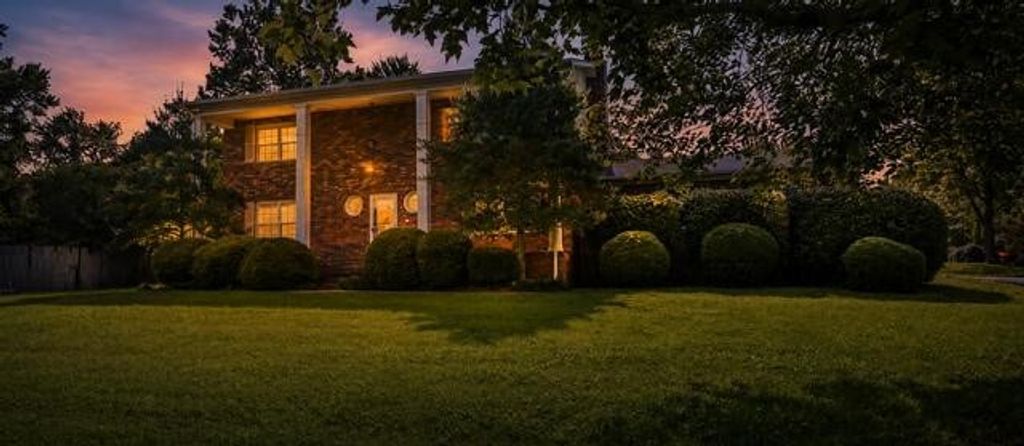 4110 Ne Pryor Road Ne, Cleveland