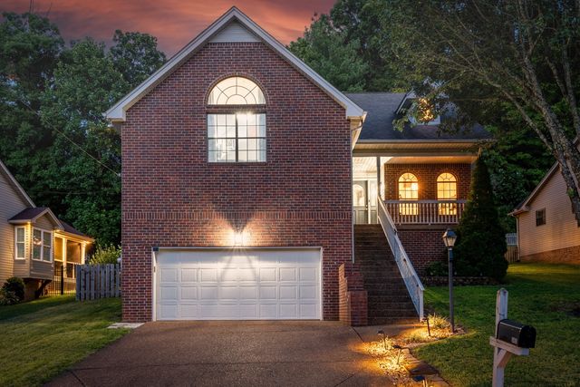 3457 Cobble St, Nashville