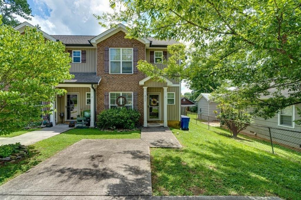 2704 Woodlawn Avenue Nw 1, Cleveland