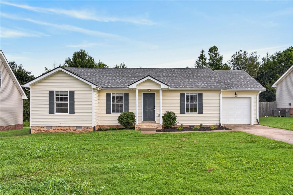 204 Ruf Dr, Oak Grove