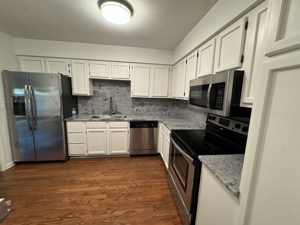 4487 Post Pl 126, Nashville