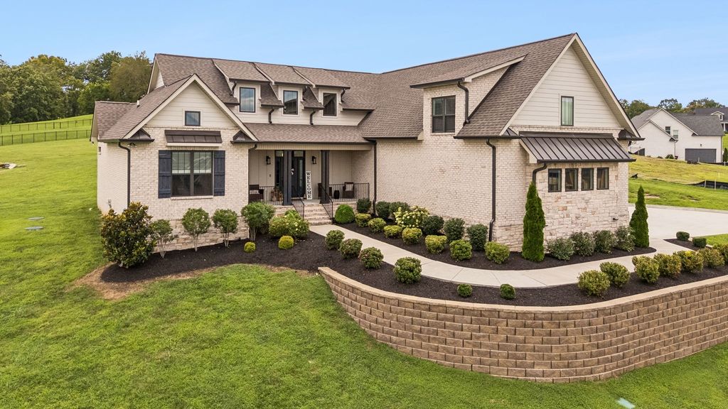 1211 Ballentrace Blvd, Lebanon