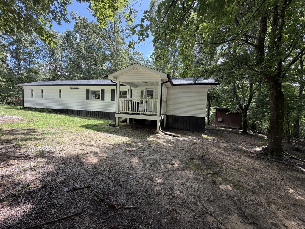 1004 Chestnut Ridge Road, Spring City