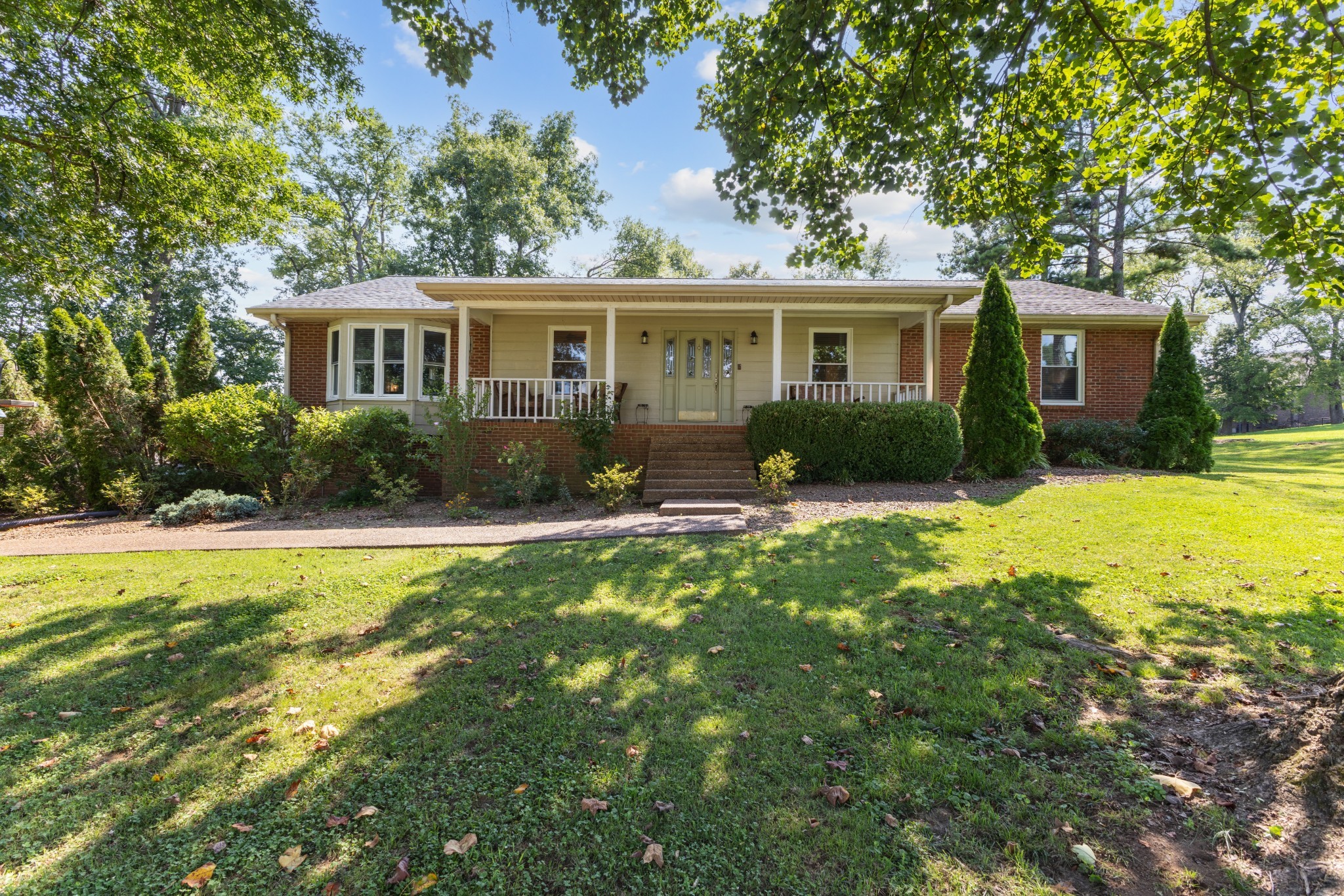 Home for sale in 1010 Hearthside Ct S Hendersonville, TN