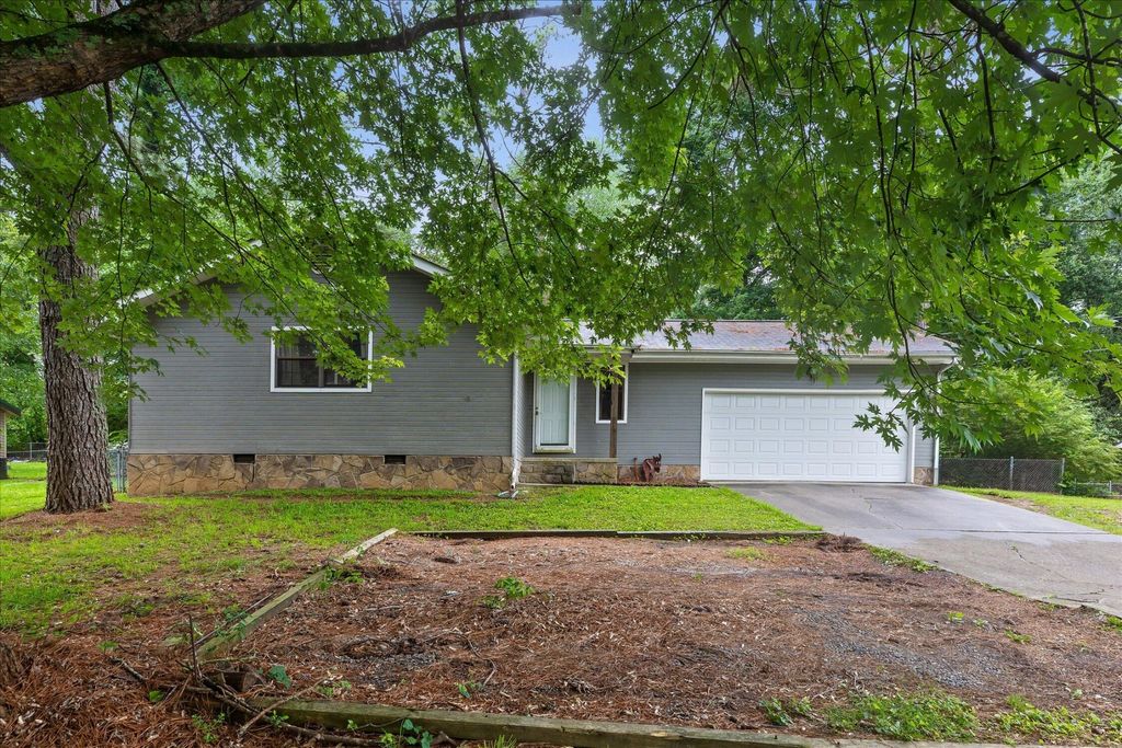 1884 Peavine Road, Rock Spring