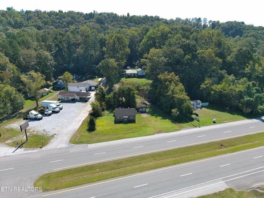 2301 Roane State Highway, Harriman