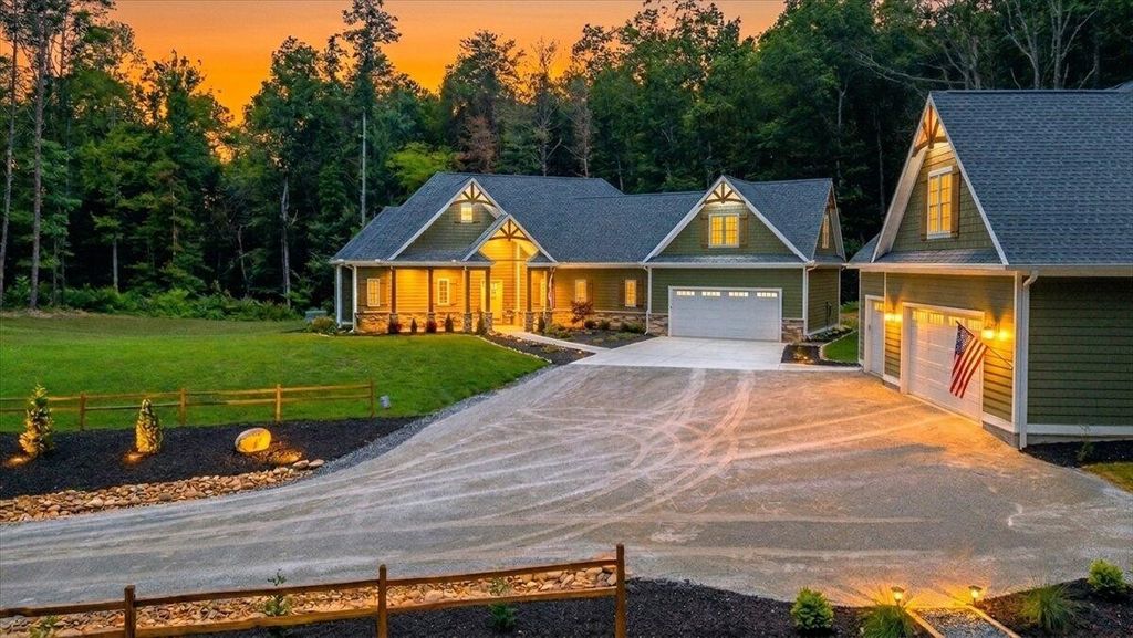 3710 River Road, Decatur