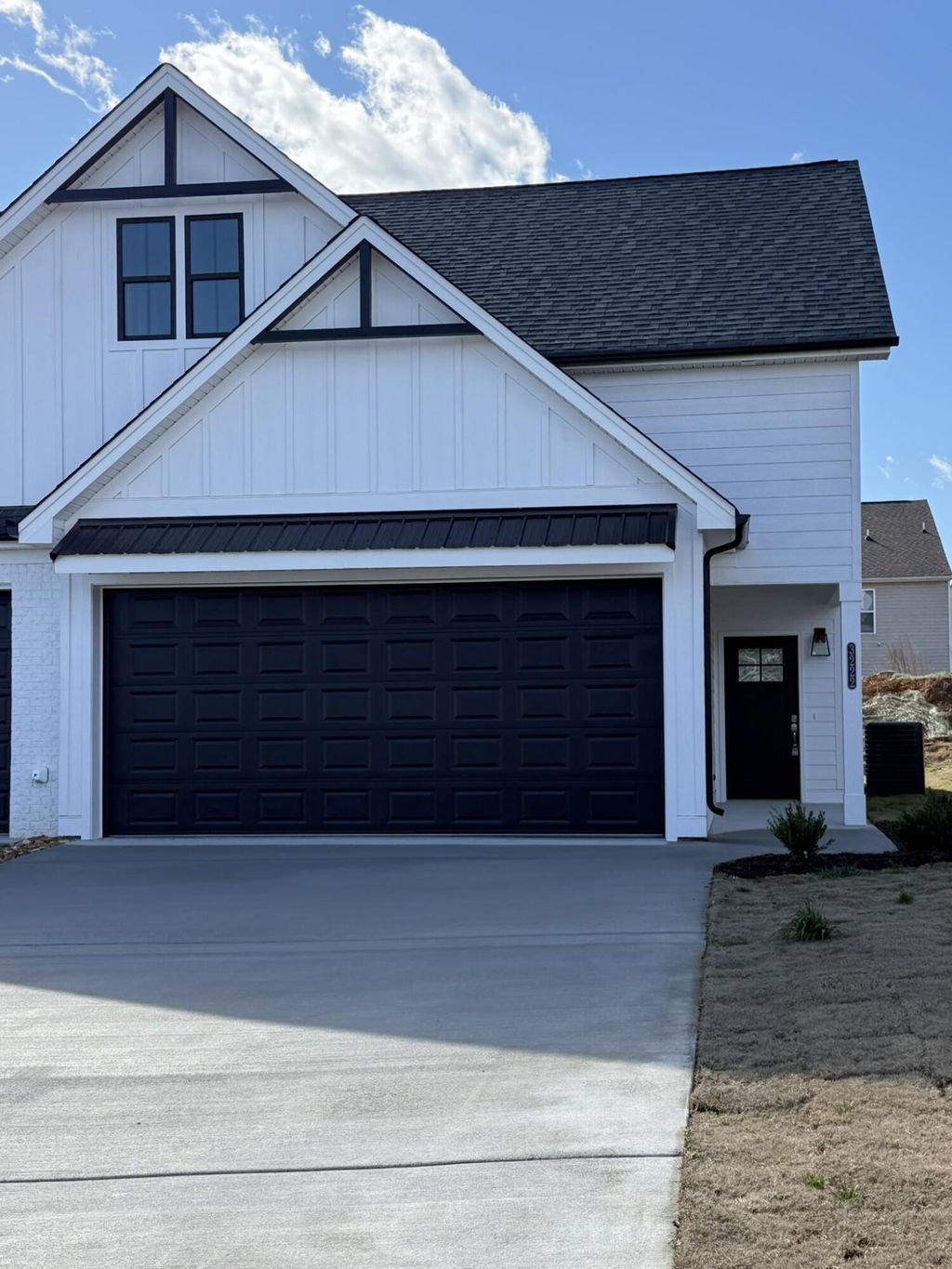 3222 Green Turtle Lane Ne, Cleveland