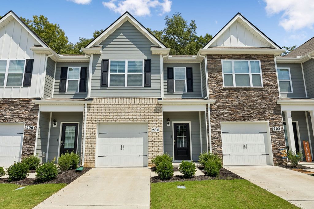 204 Mackenzie Way, Lewisburg