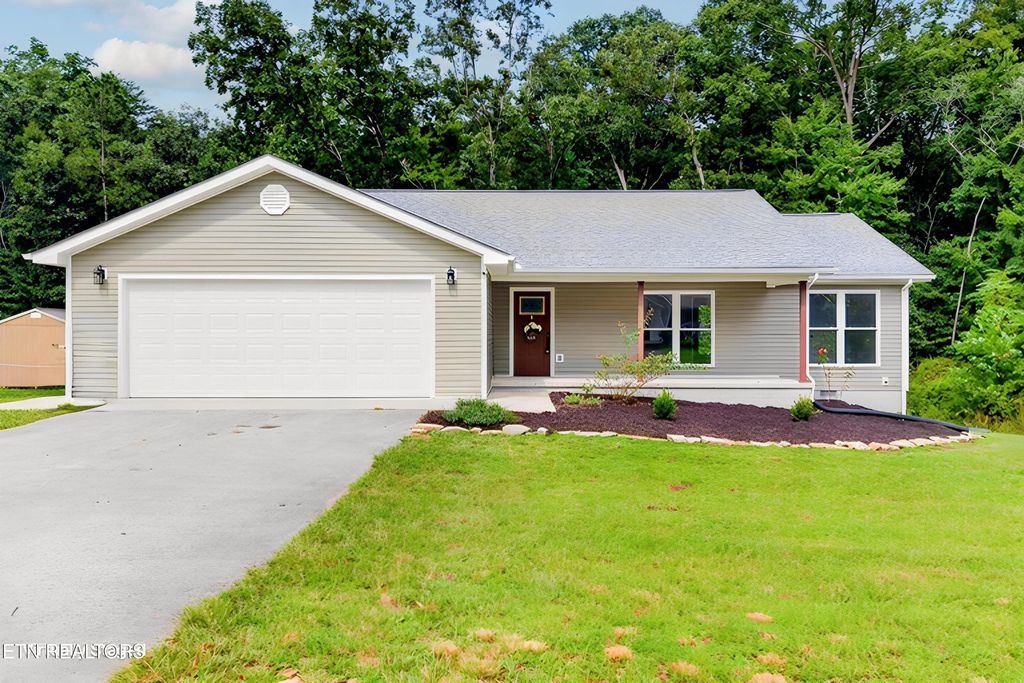 174 Grove Loop, Crossville