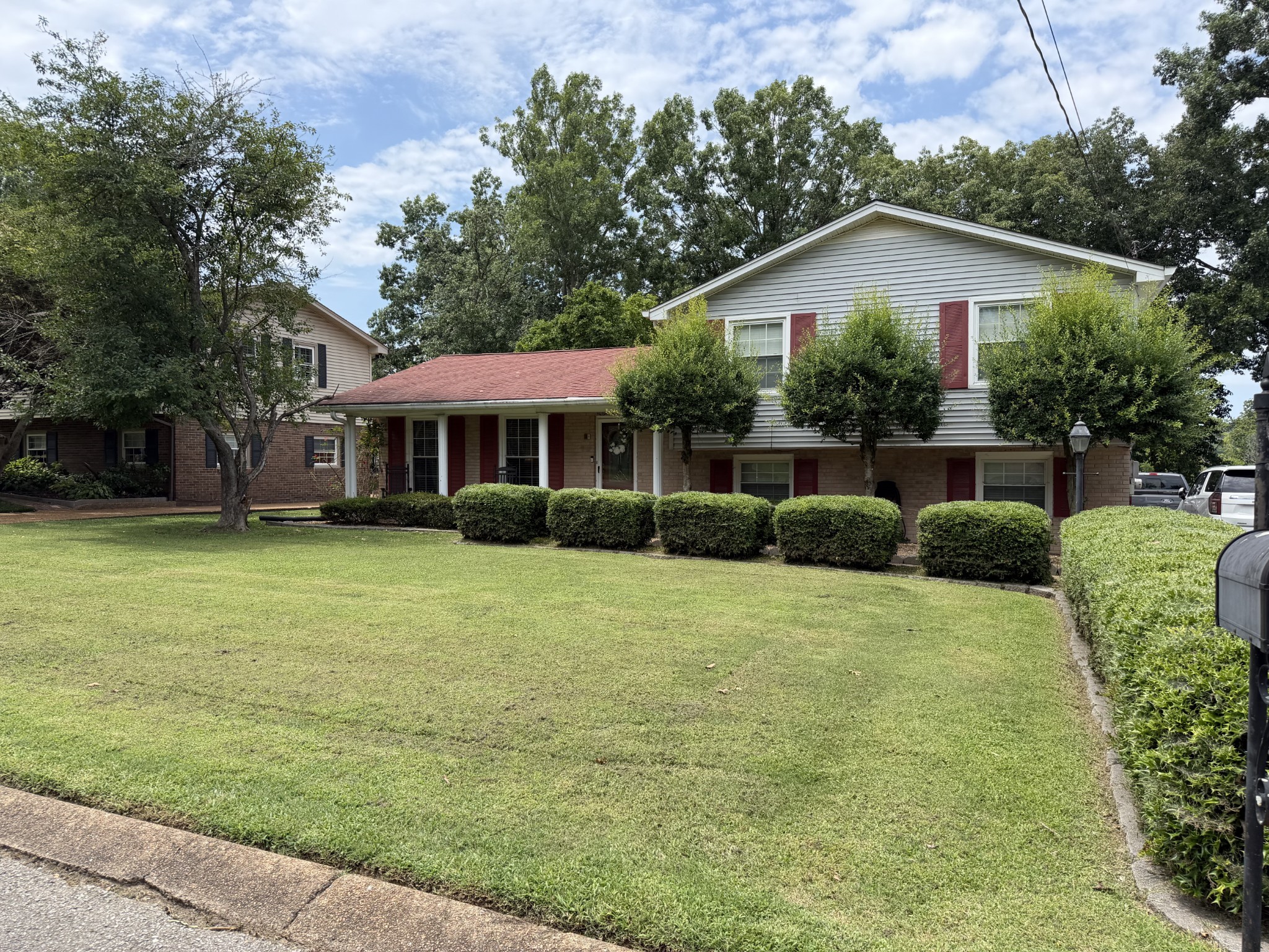 Photo of Listing #3499591