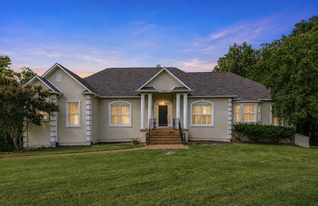 1108 Abbey Rd, Columbia