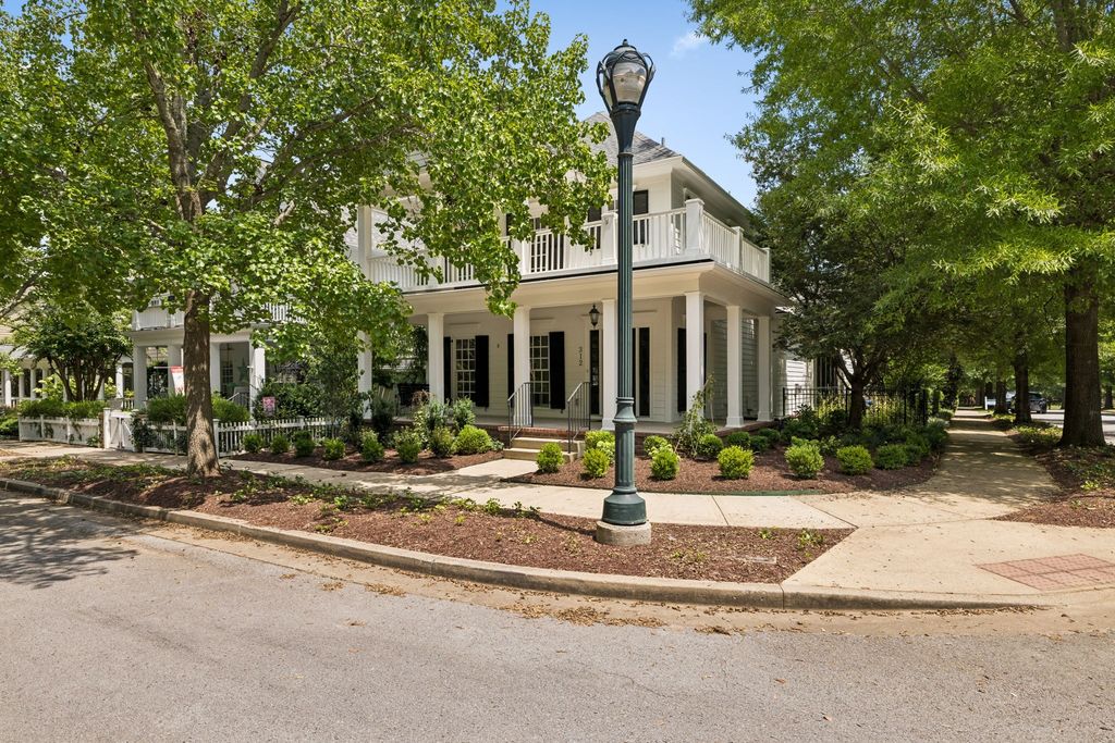 312 Starling Ln, Franklin
