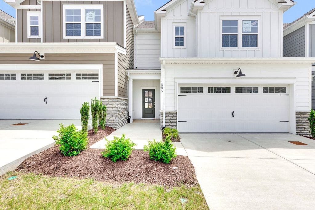 1095 June Wilde Rdg, Spring Hill