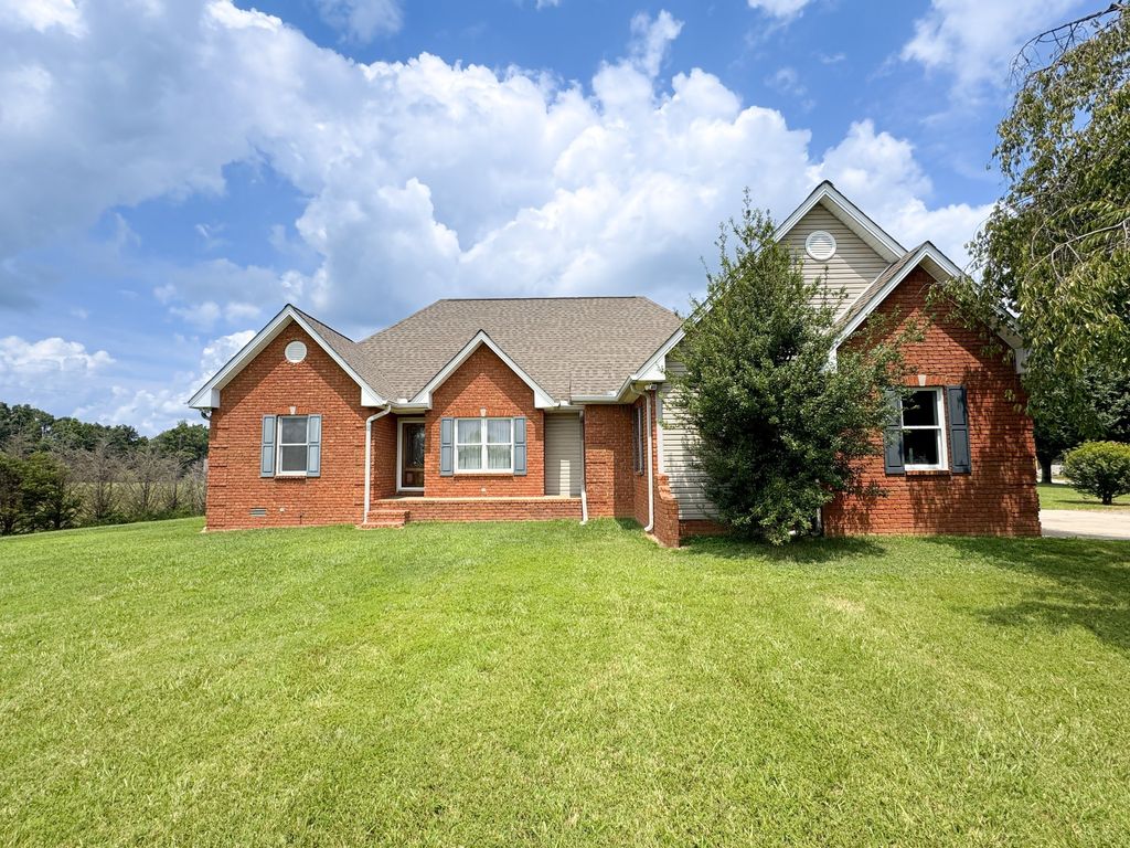 6606 Highway 52 W, Lafayette