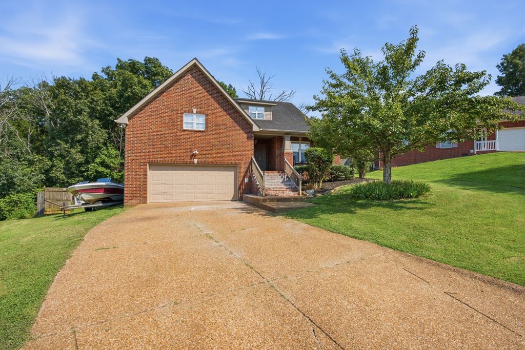 1444 Saddle Crst, Mount Juliet