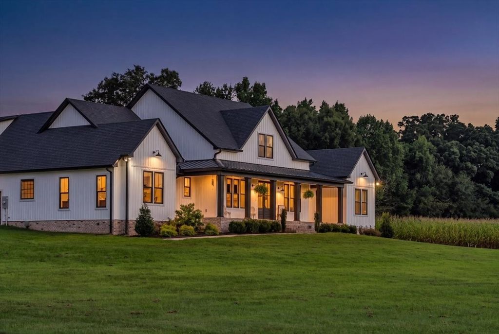 781 Brassfield Rd, Hillsboro