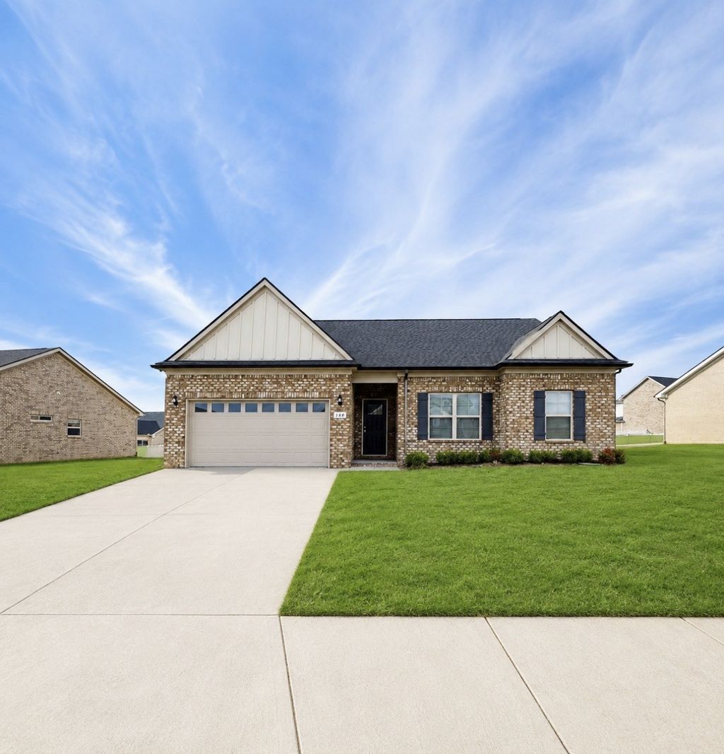 1345 Amber Hills Drive, Ashland City
