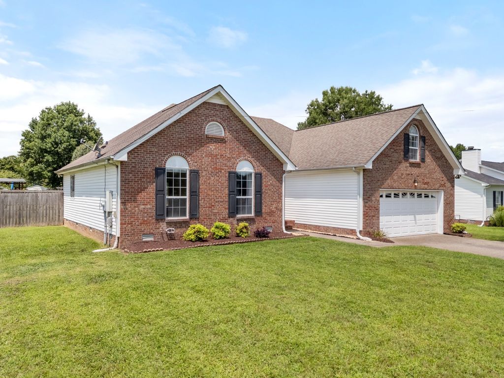 394 Buckingham Blvd, Gallatin