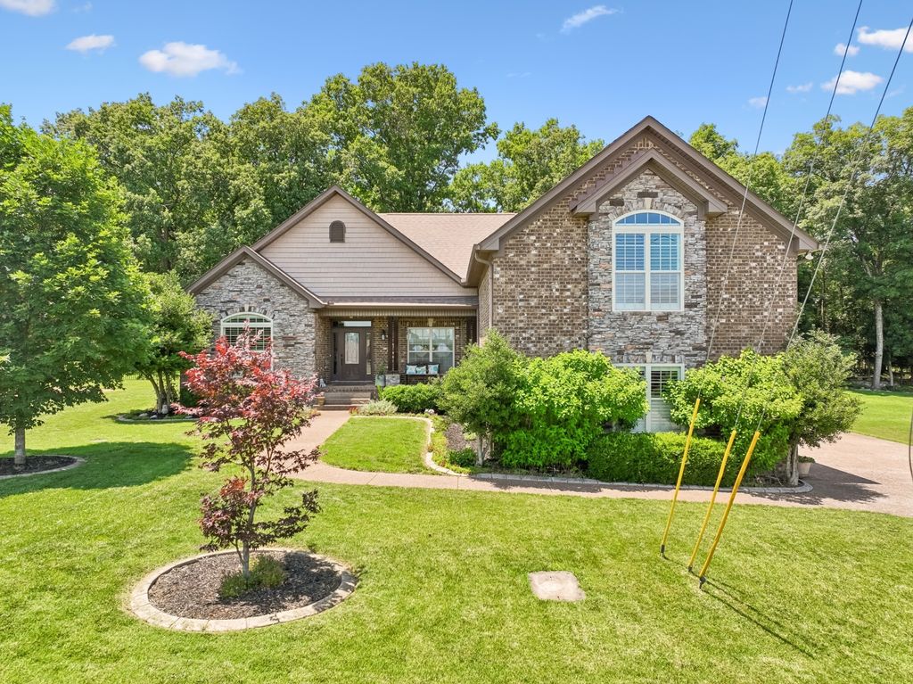 818 Tall Oak Trl, Mount Juliet