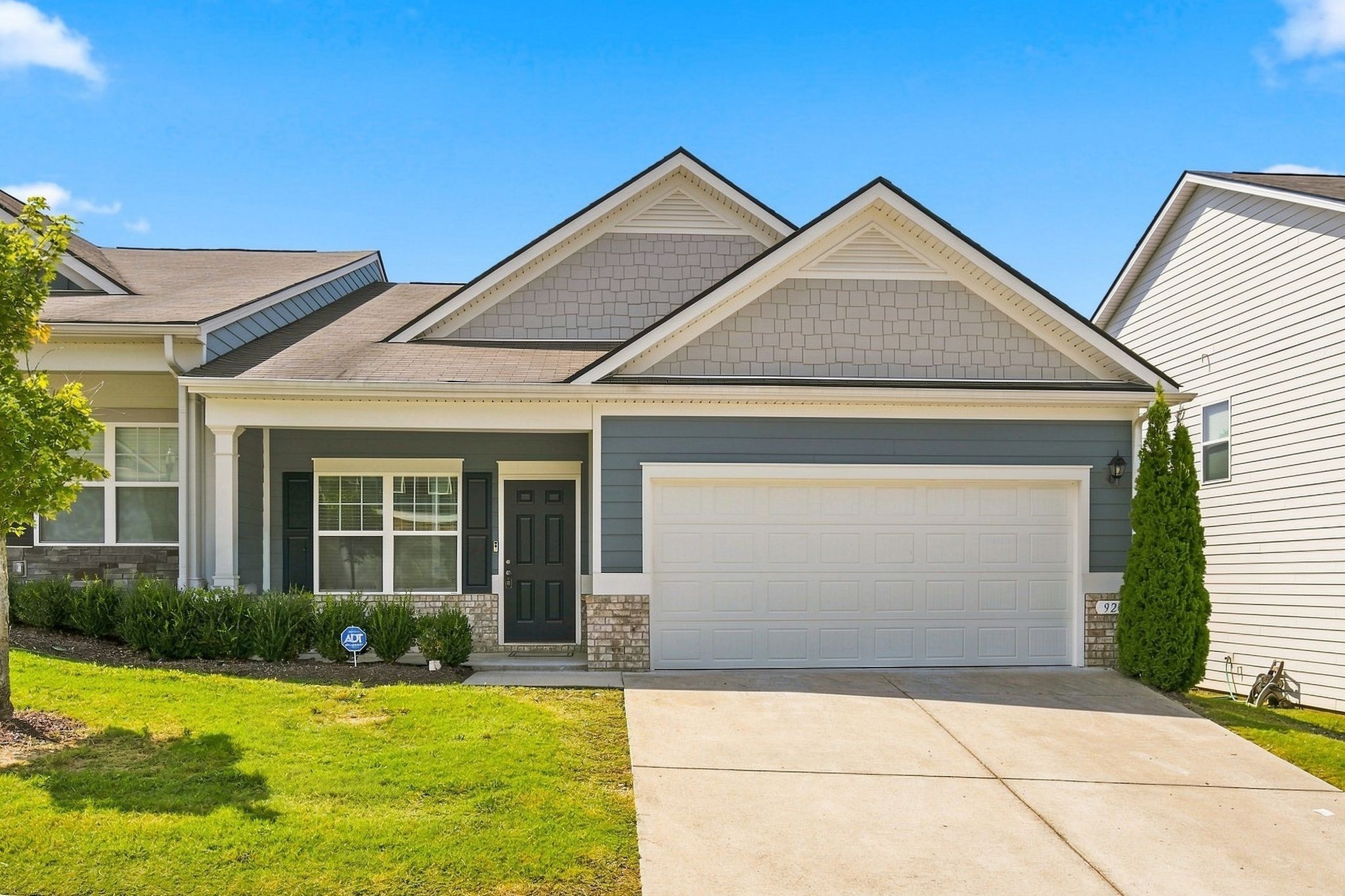 Photo of Listing #3499785