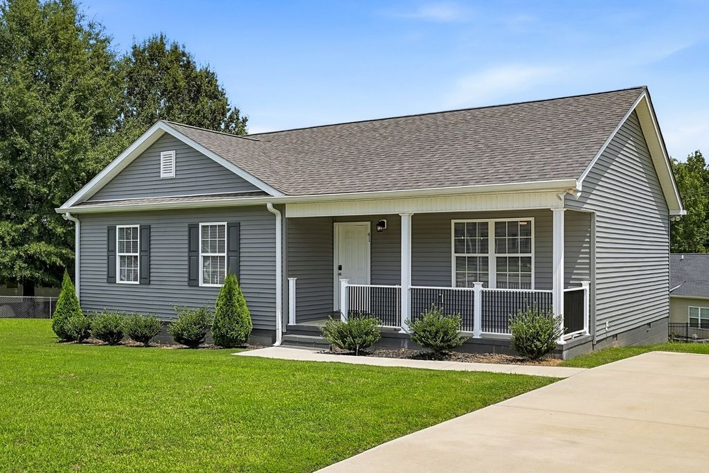 41 Chisam Ct, McMinnville