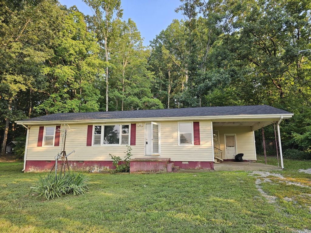 118 County Road 503, Englewood
