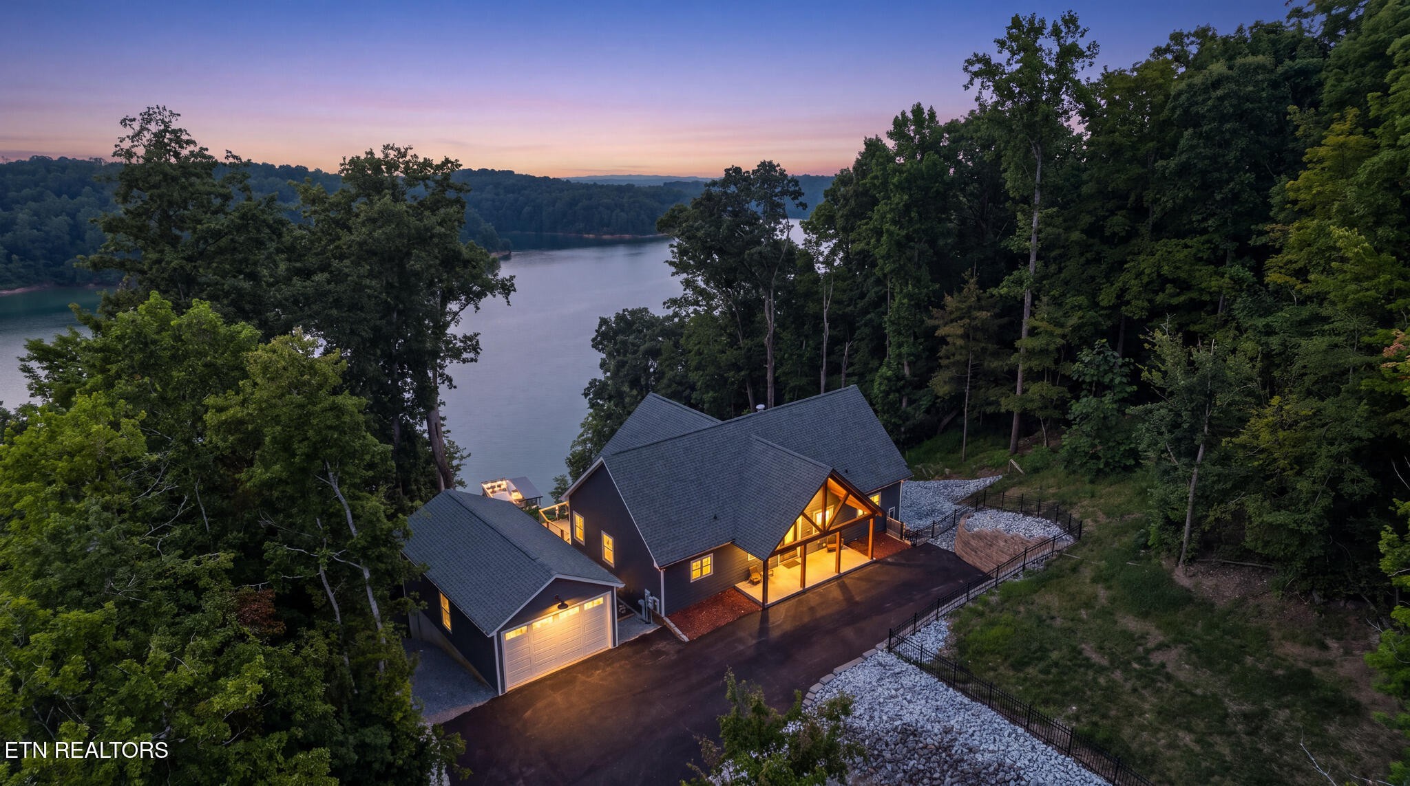 Photo of Listing #3500992
