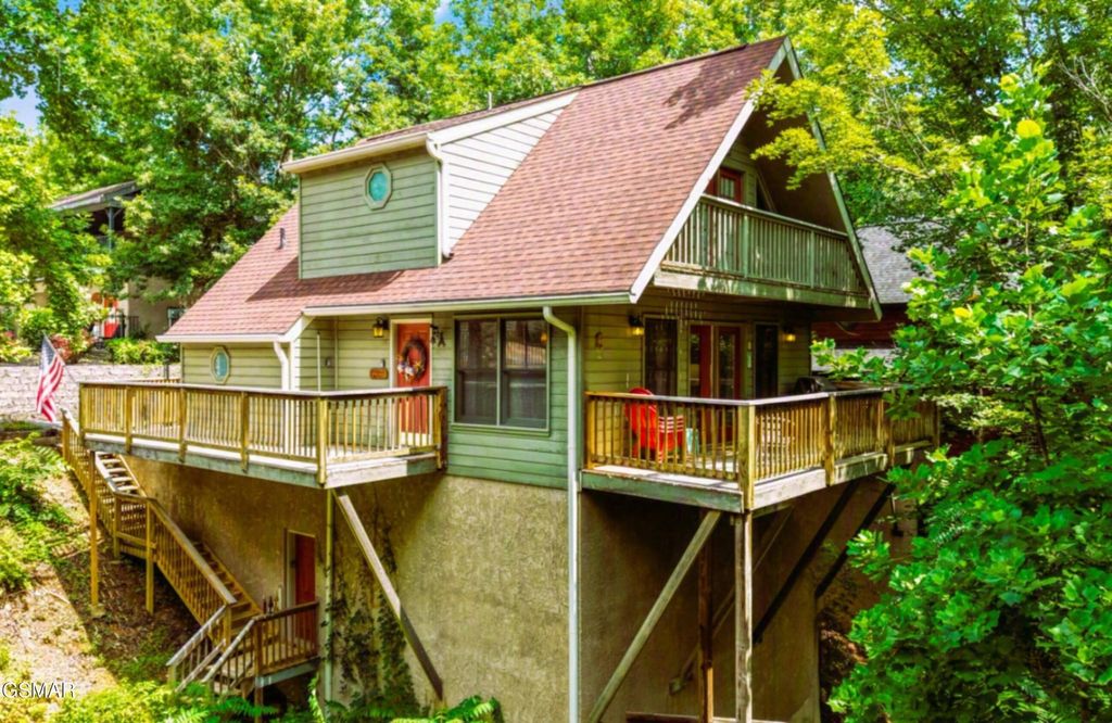 333 Woodridge Way, Pigeon Forge