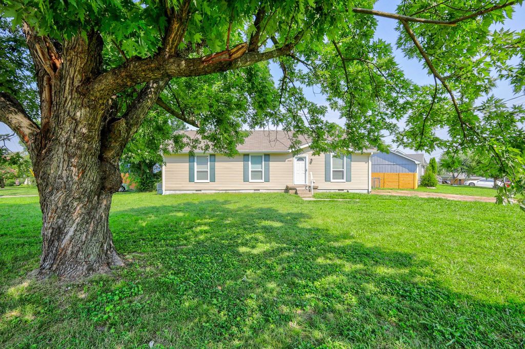 3521 Albee Dr, Hermitage