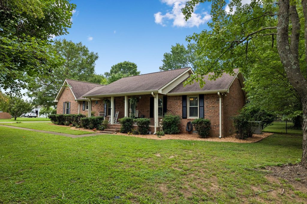 1511 Brian St, Lebanon