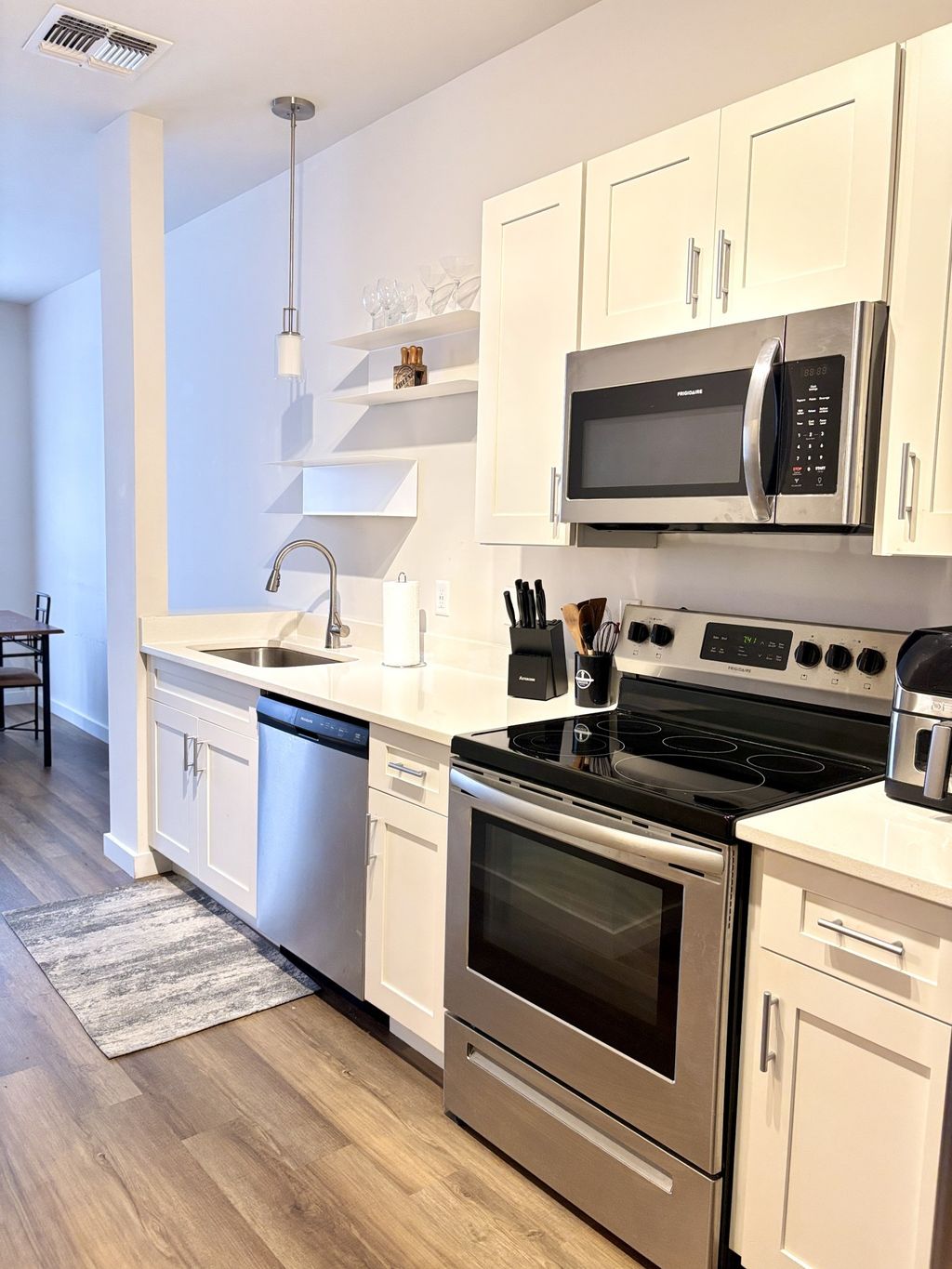 1900 12th Ave S 307, Nashville