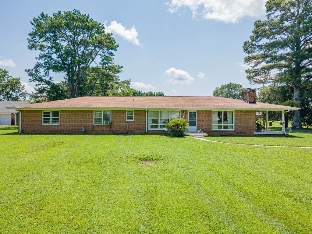 3682 Hwy 43 S, Saint Joseph