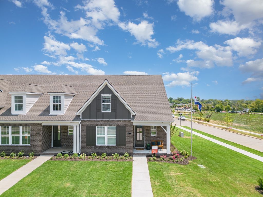 6411 Waymeet Dr, Spring Hill