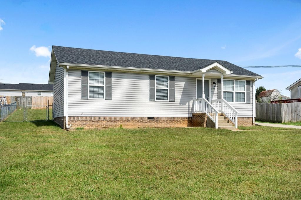 111 Grant Ave, Oak Grove