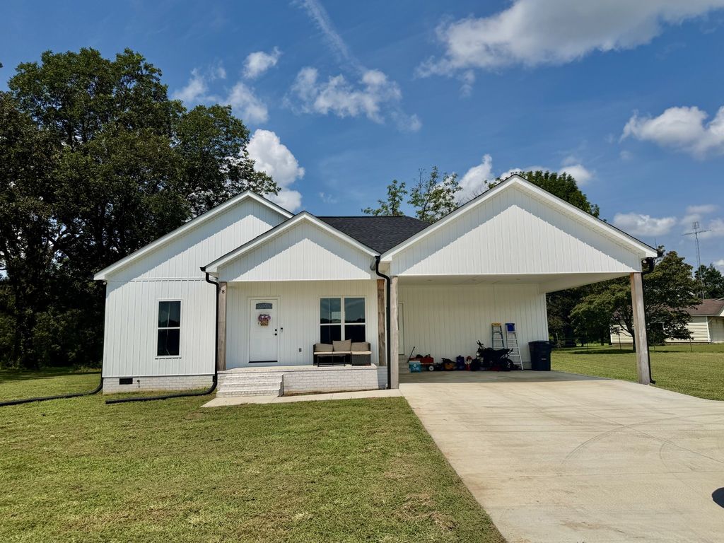 58 Jordan Rd, Lawrenceburg