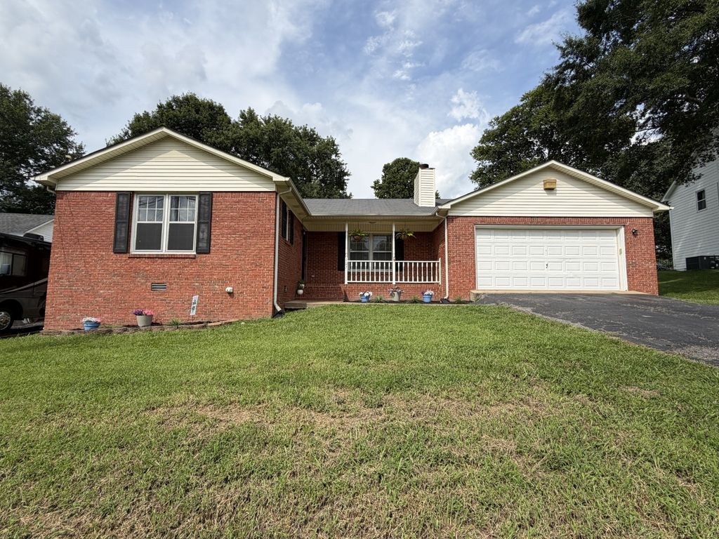 107 Kimberly Dr, Columbia