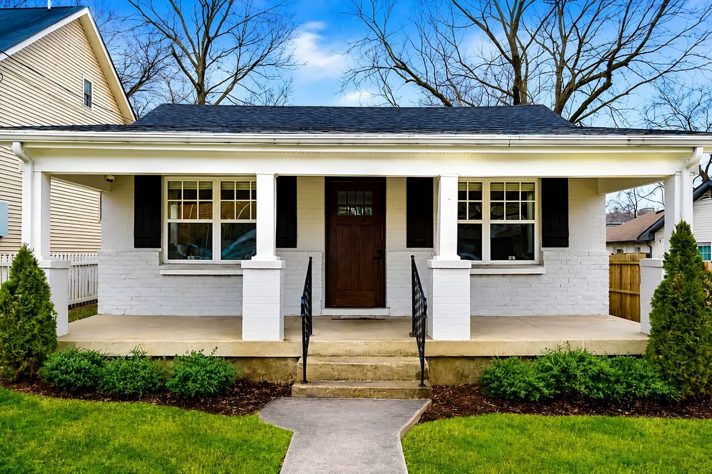 1105 Summit Ave, Nashville