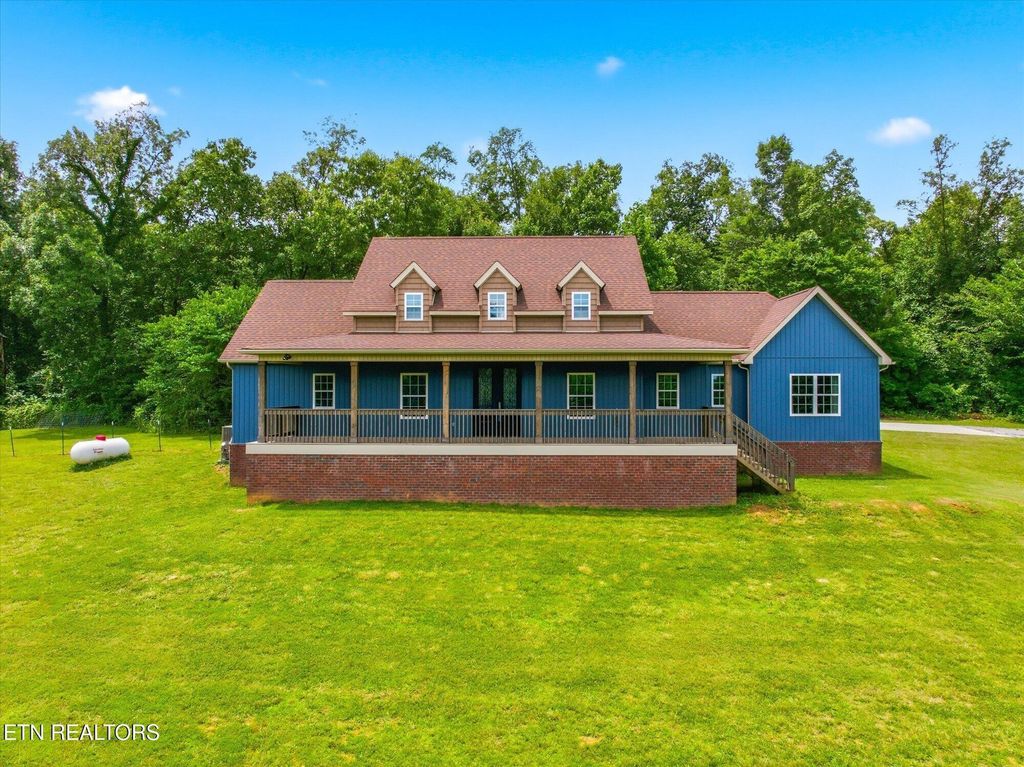 2728 Sweetwater Vonore Rd, Sweetwater
