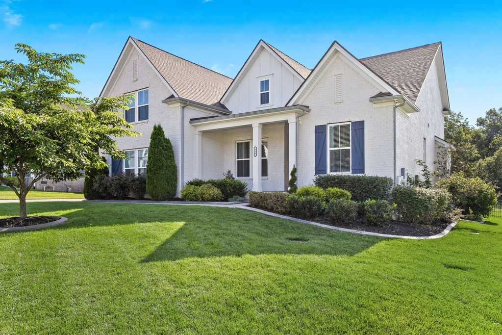 530 Oakvale Ln, Mount Juliet