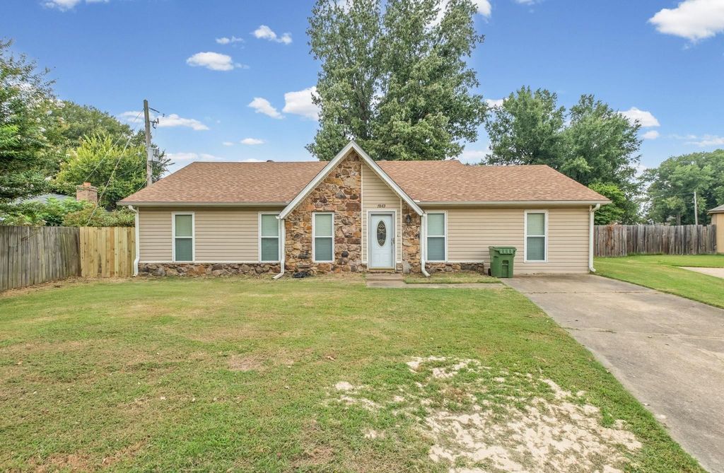 7869 Sweet Bark Rd, Millington