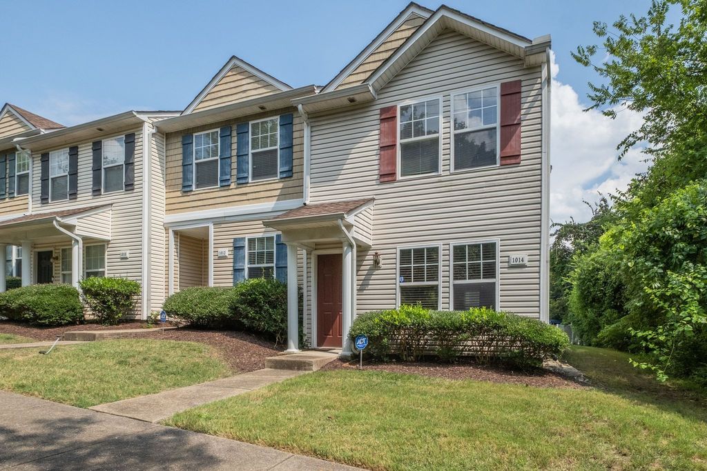 1014 Halifax Ln, Antioch