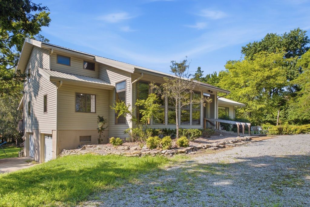 5052 John Hagar Rd, Hermitage